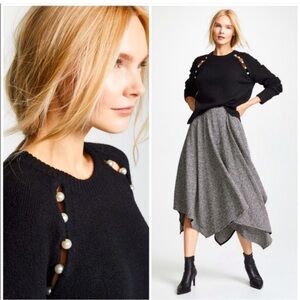 Alice + Olivia Jolynn Black Crew Neck Sweater Pearl